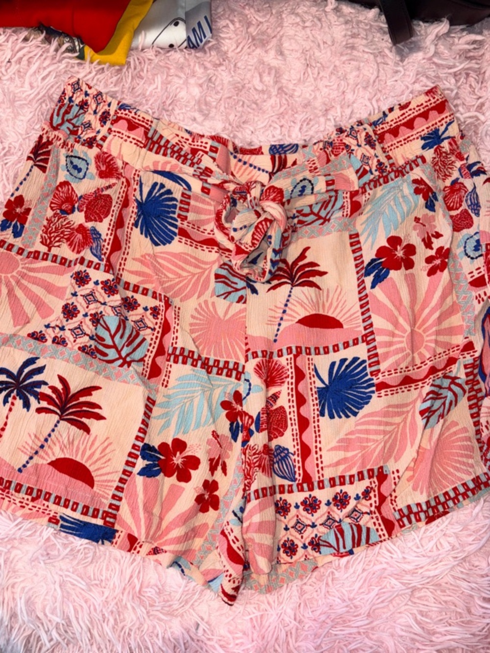 Robert Louis Rayon tropical print shorts